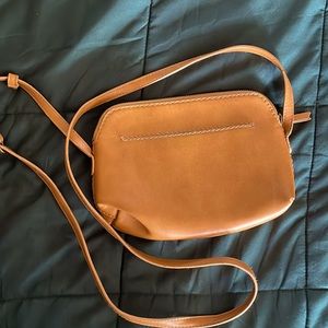 light brown, slightly loved, Universal Thread handbag, crossbody